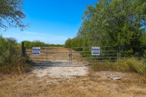 000 Cr 341 Beeville TX 78102