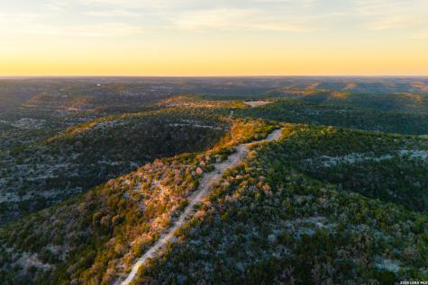 1030 Owl Hollow Leakey TX 78873