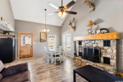 1030 Owl Hollow Leakey TX 78873