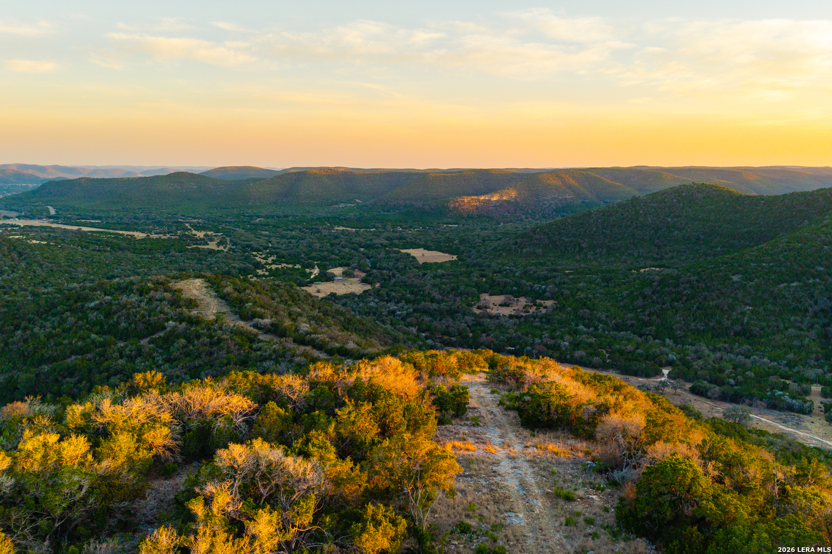 1030 Owl Hollow Leakey TX 78873