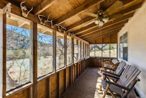 1030 Owl Hollow Leakey TX 78873