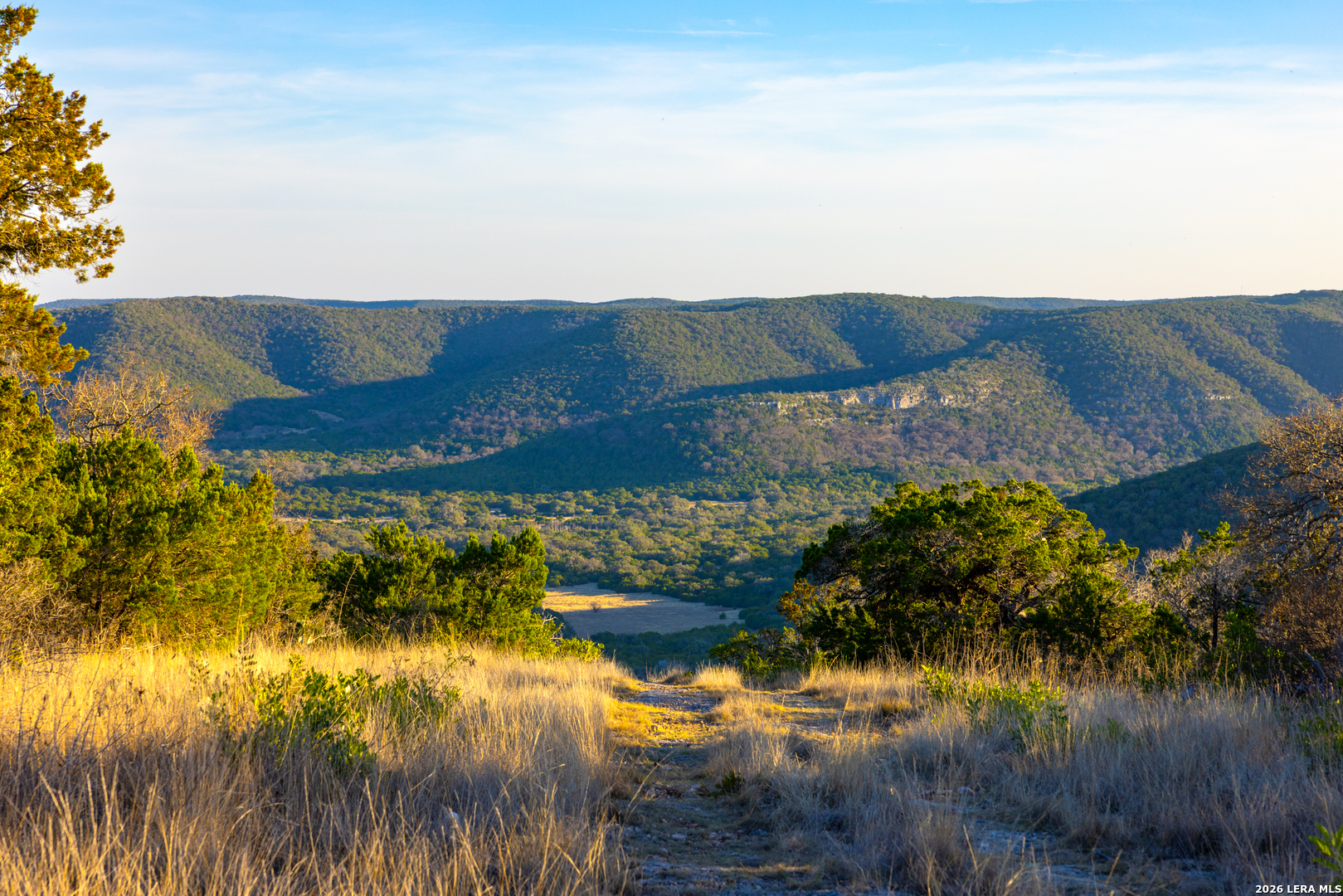 1030 Owl Hollow Leakey TX 78873