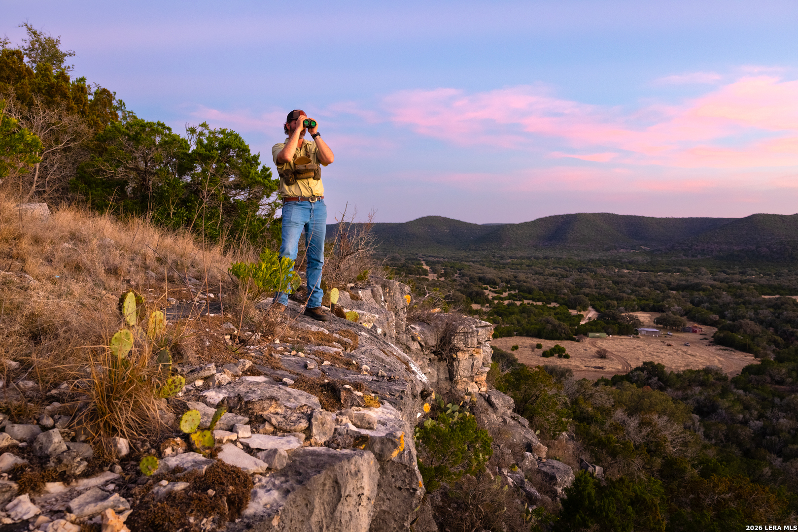 1030 Owl Hollow Leakey TX 78873