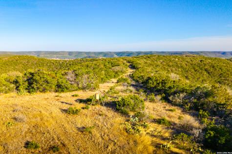 1030 Owl Hollow Leakey TX 78873