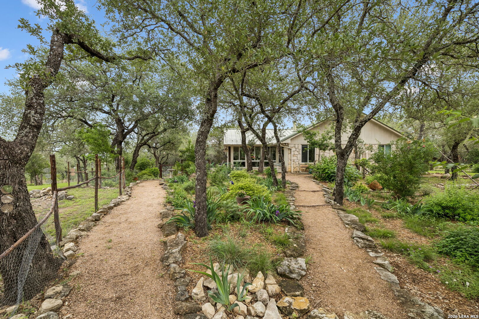 300 Bluff Road Spicewood TX 78669