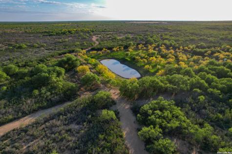 3472 Wilson Road Carrizo Springs TX 78834