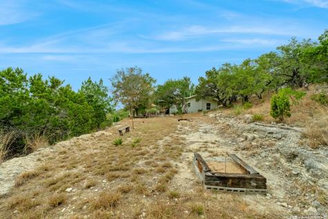 411 Valley View Pipe Creek TX 78063