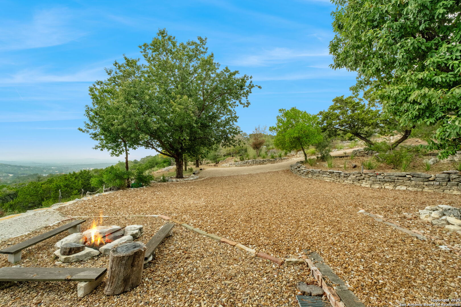 411 Valley View Pipe Creek TX 78063