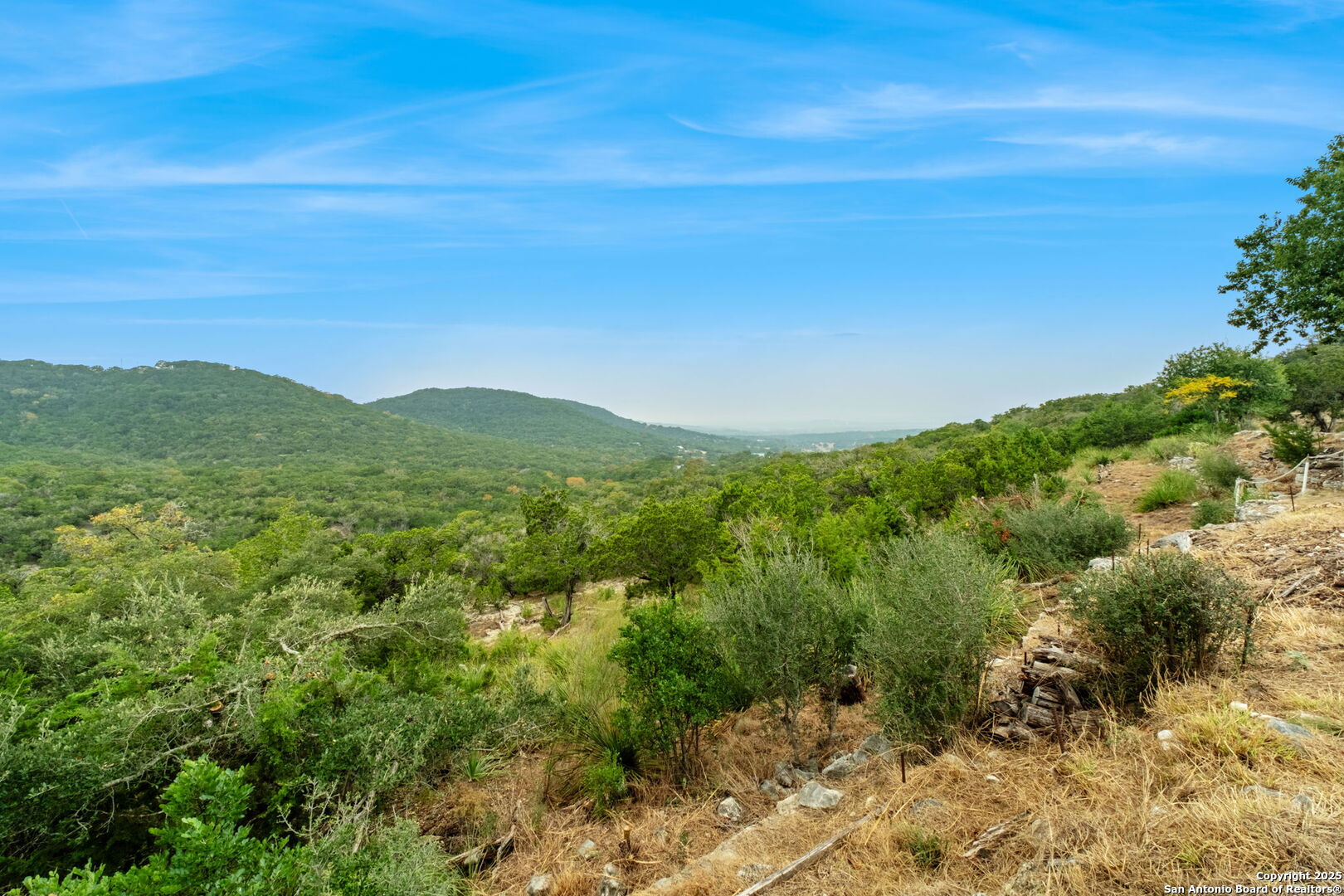 411 Valley View Pipe Creek TX 78063