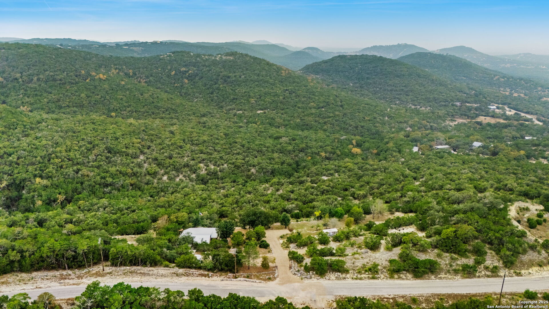411 Valley View Pipe Creek TX 78063