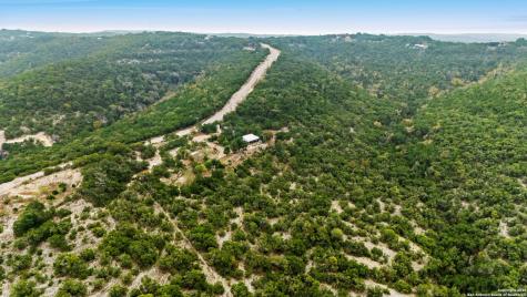 411 Valley View Pipe Creek TX 78063