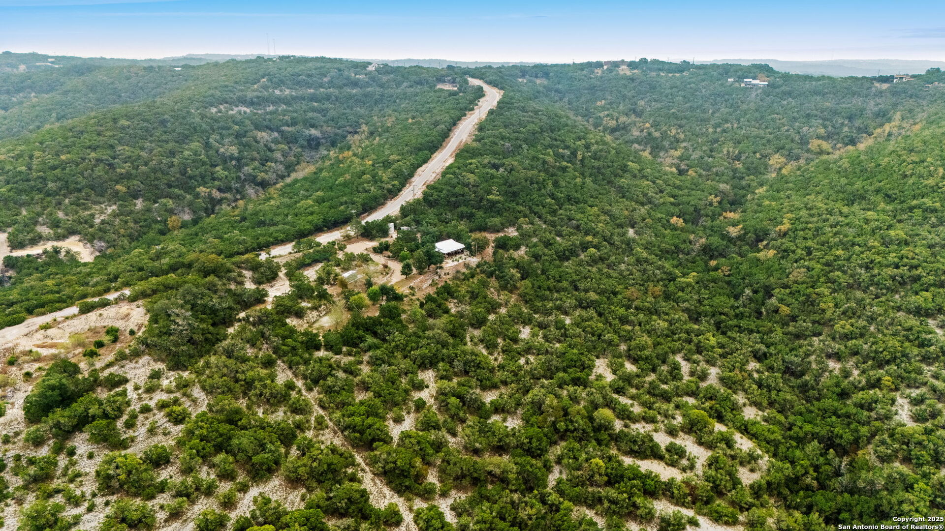 411 Valley View Pipe Creek TX 78063