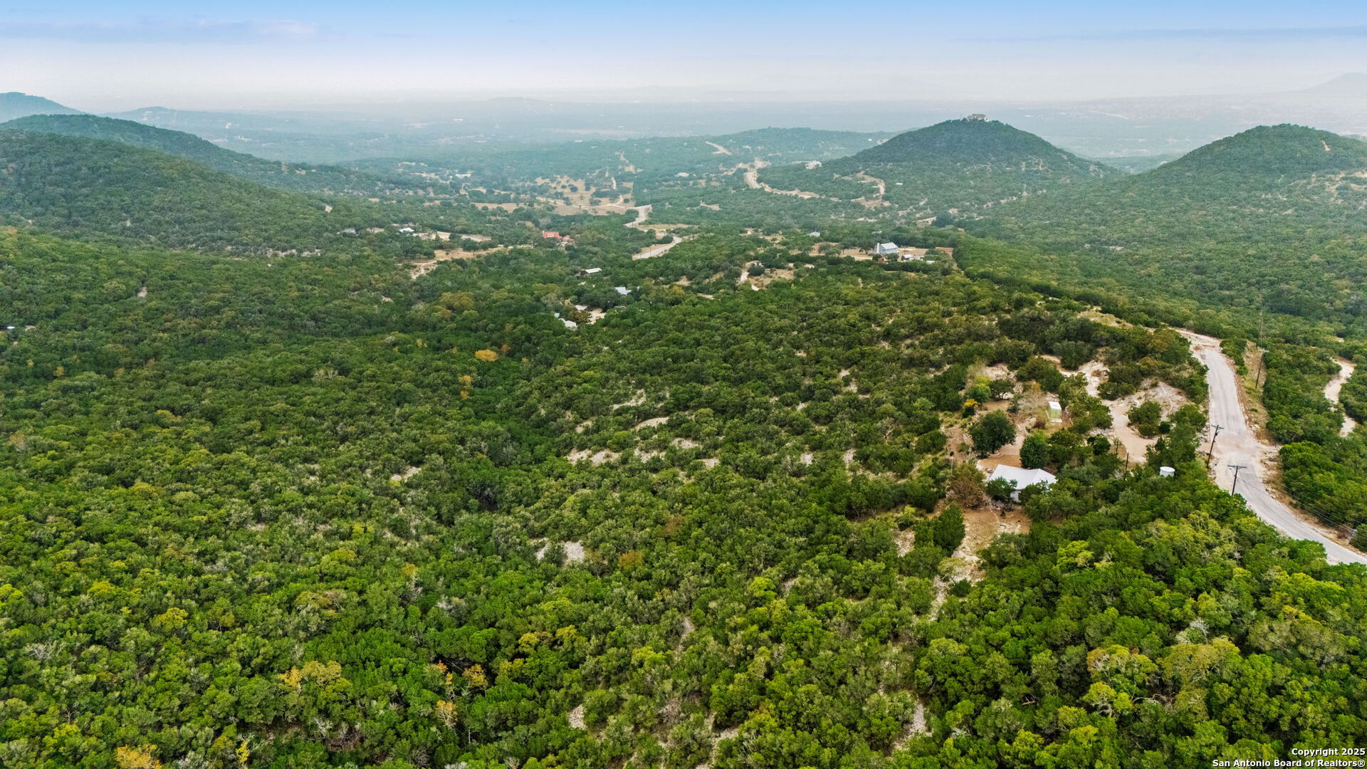 411 Valley View Pipe Creek TX 78063