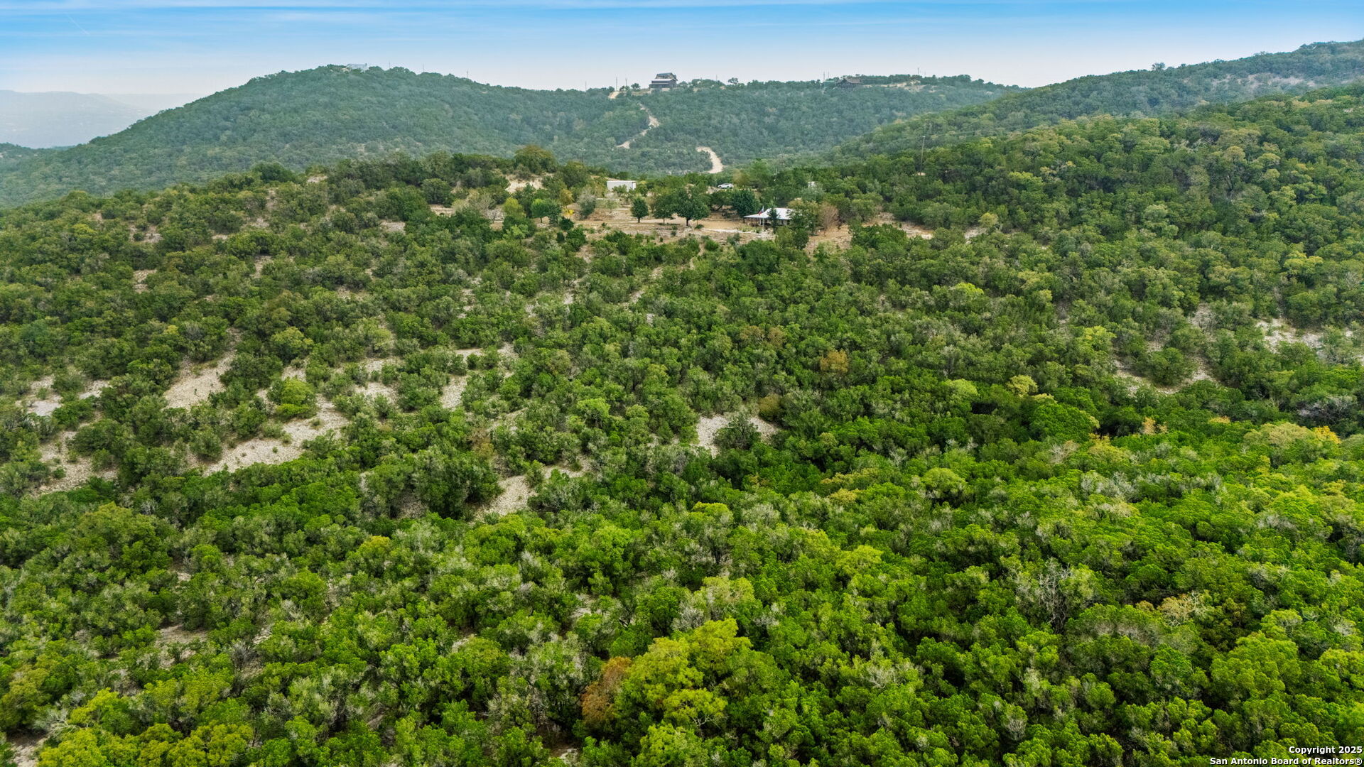 411 Valley View Pipe Creek TX 78063