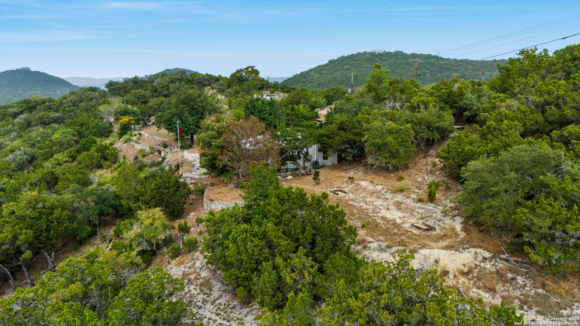 411 Valley View Pipe Creek TX 78063