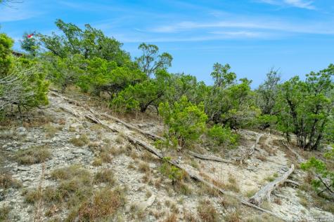 411 Valley View Pipe Creek TX 78063