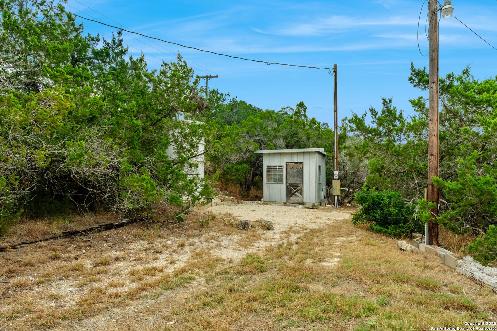 411 Valley View Pipe Creek TX 78063