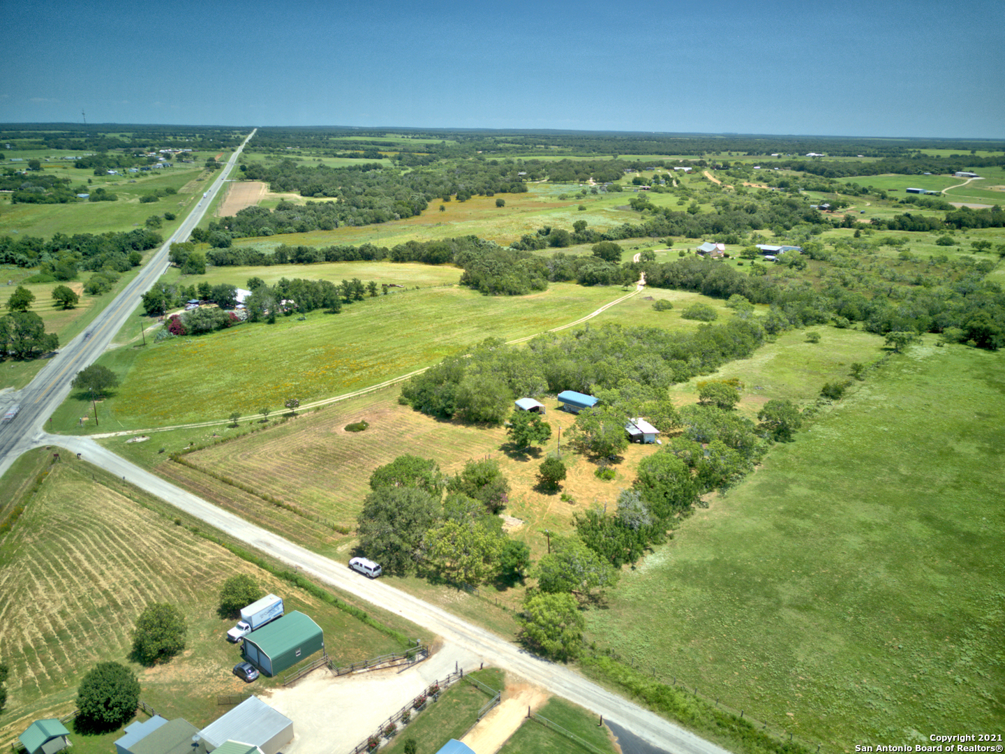638 County Road 425 Stockdale TX 78160