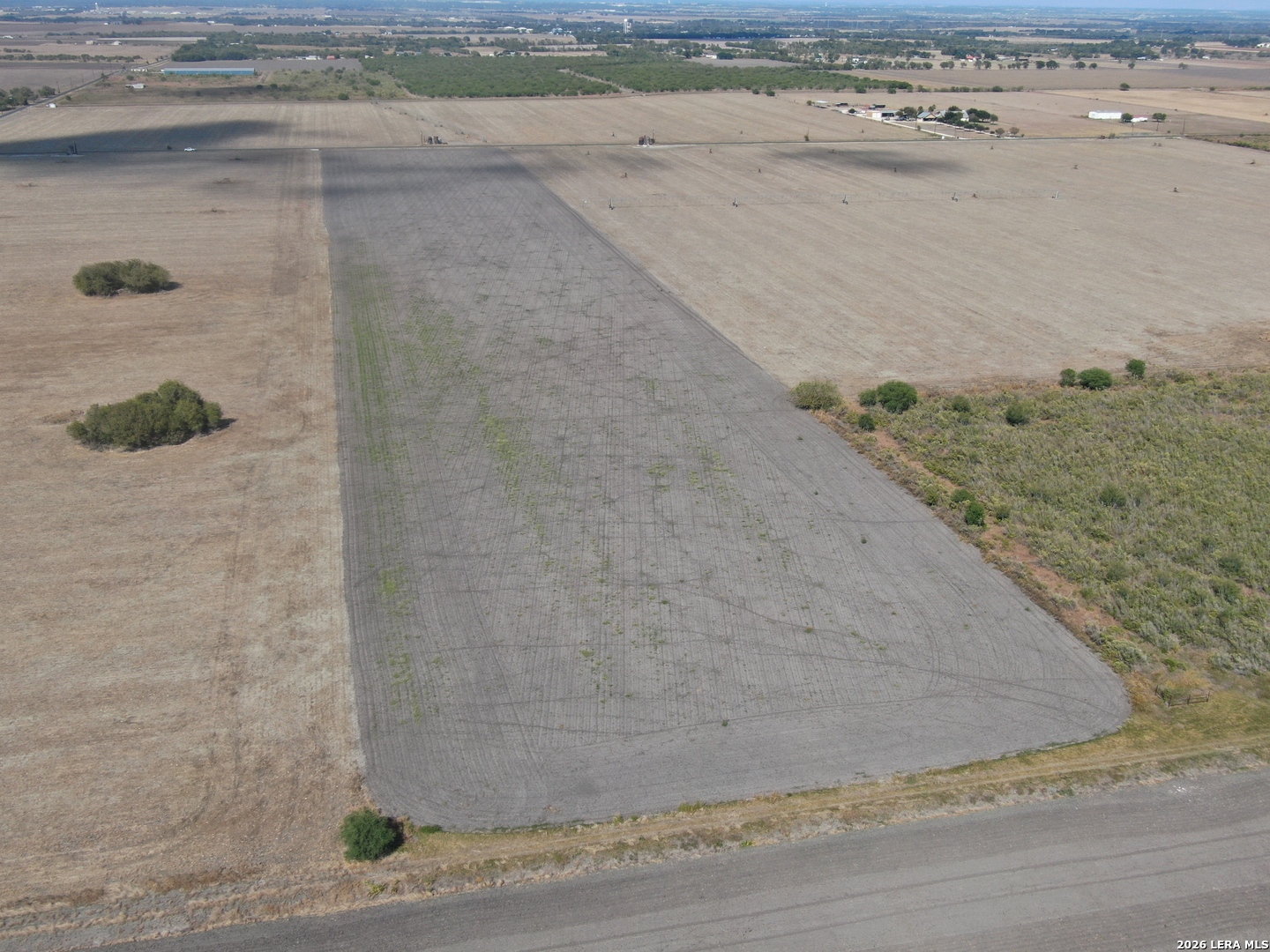 1184 County Road 5714 Natalia TX 78059