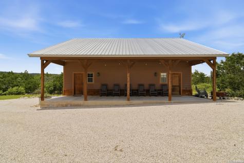 17398 Tx Highway 127 Sabinal TX 78881