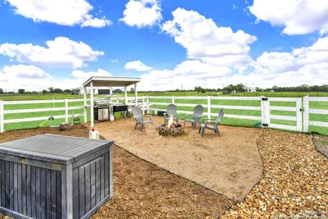 1474 County Road 342 La Vernia TX 78121