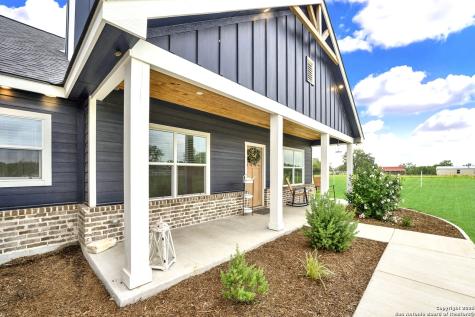 1474 County Road 342 La Vernia TX 78121