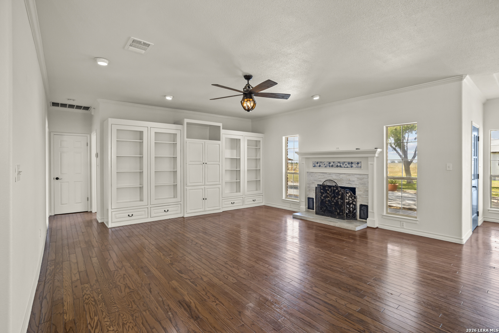 809 County Road 213 Mccoy TX 78113