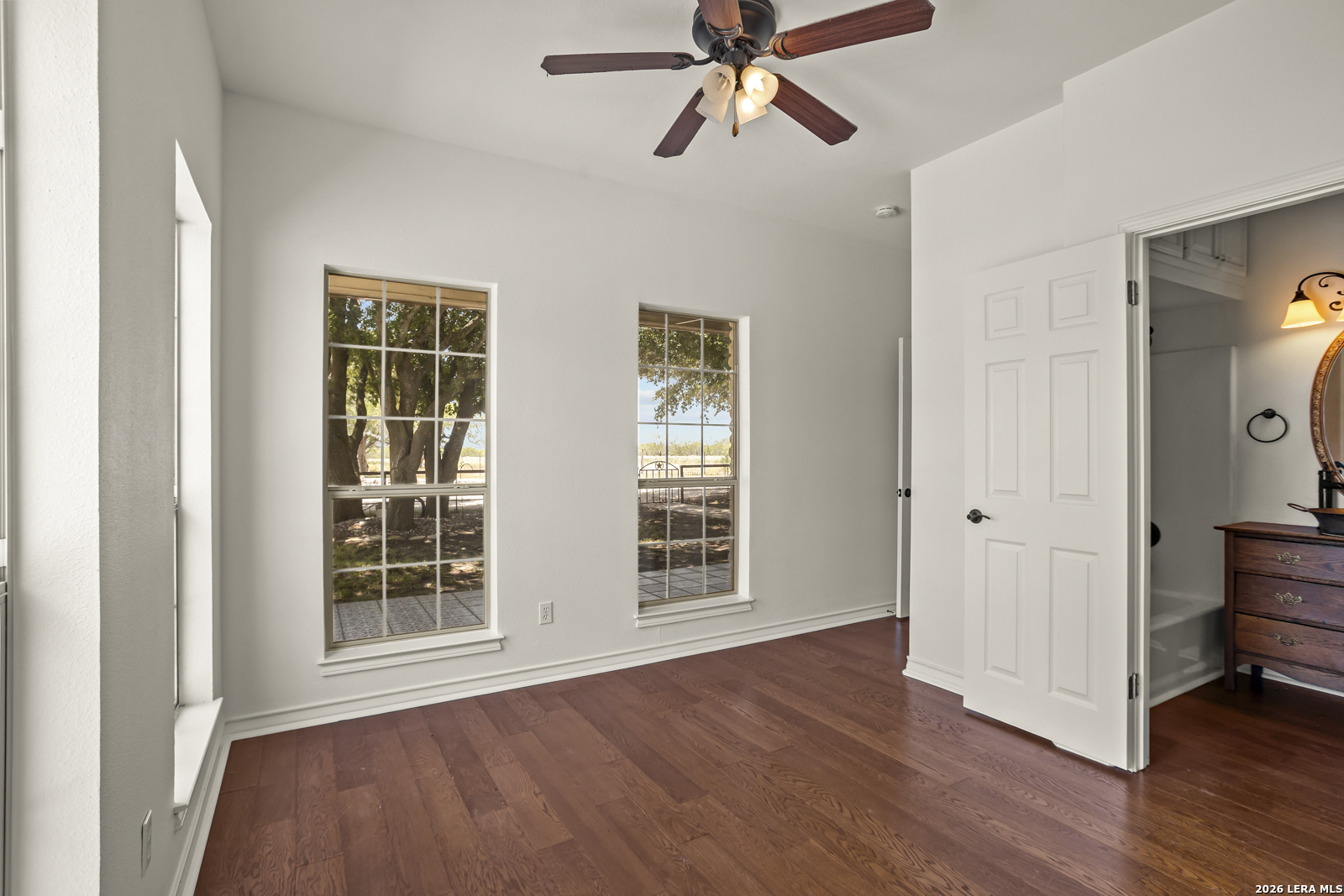 809 County Road 213 Mccoy TX 78113