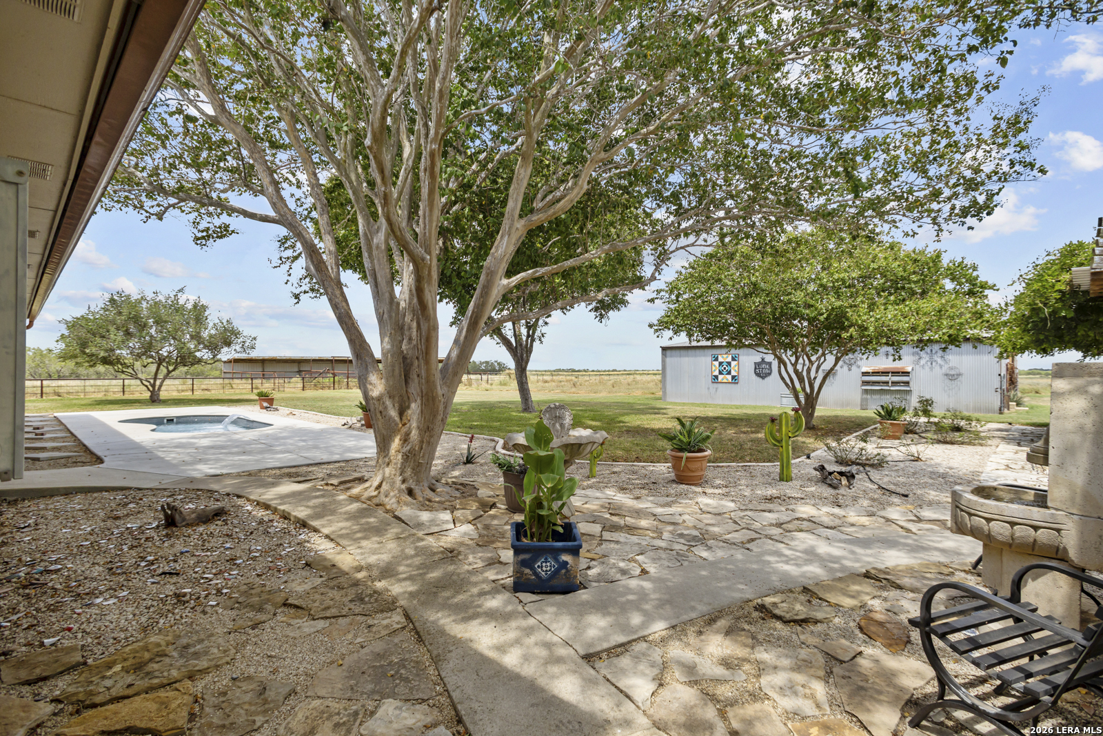 809 County Road 213 Mccoy TX 78113