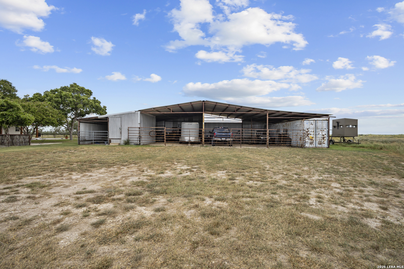 809 County Road 213 Mccoy TX 78113