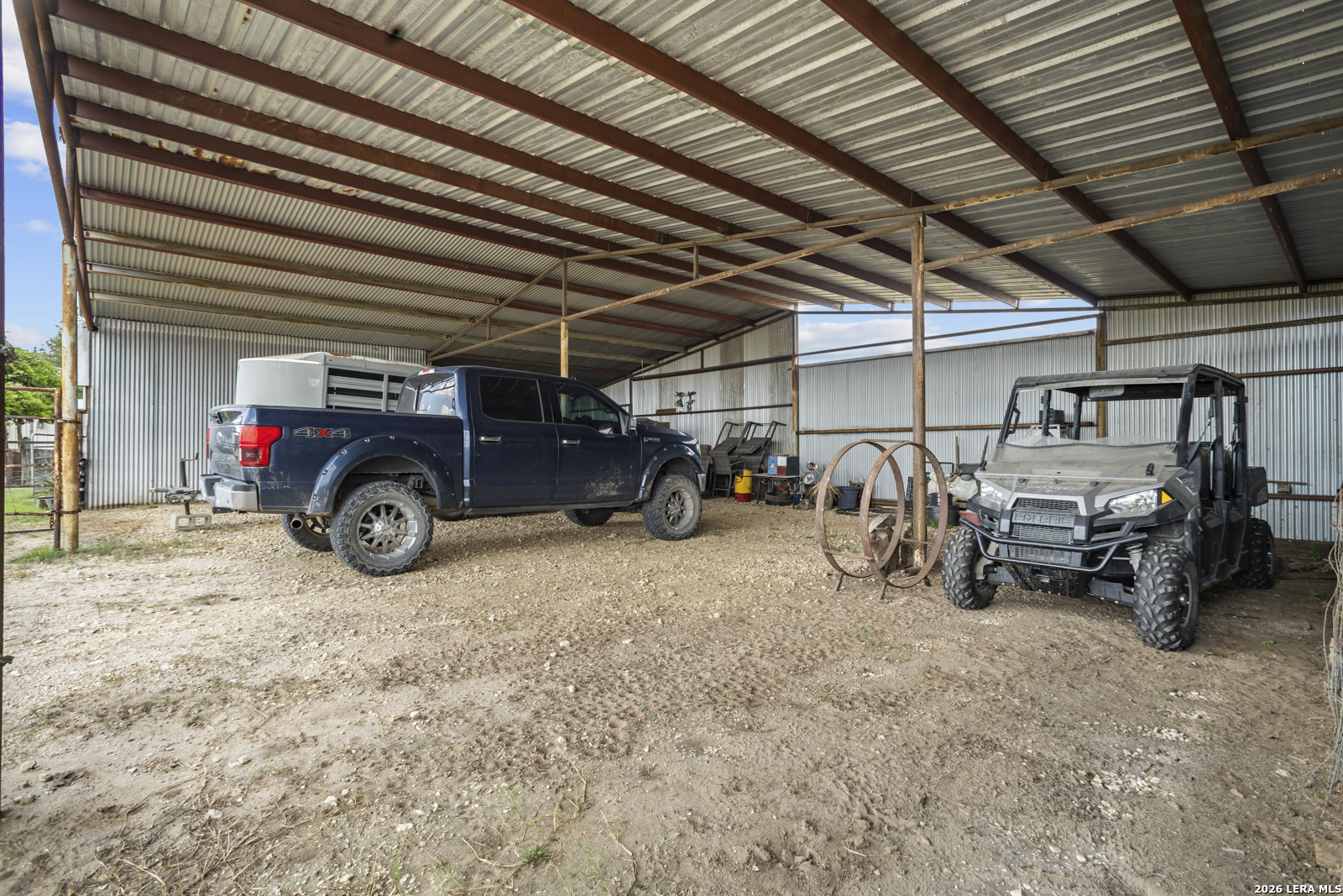 809 County Road 213 Mccoy TX 78113