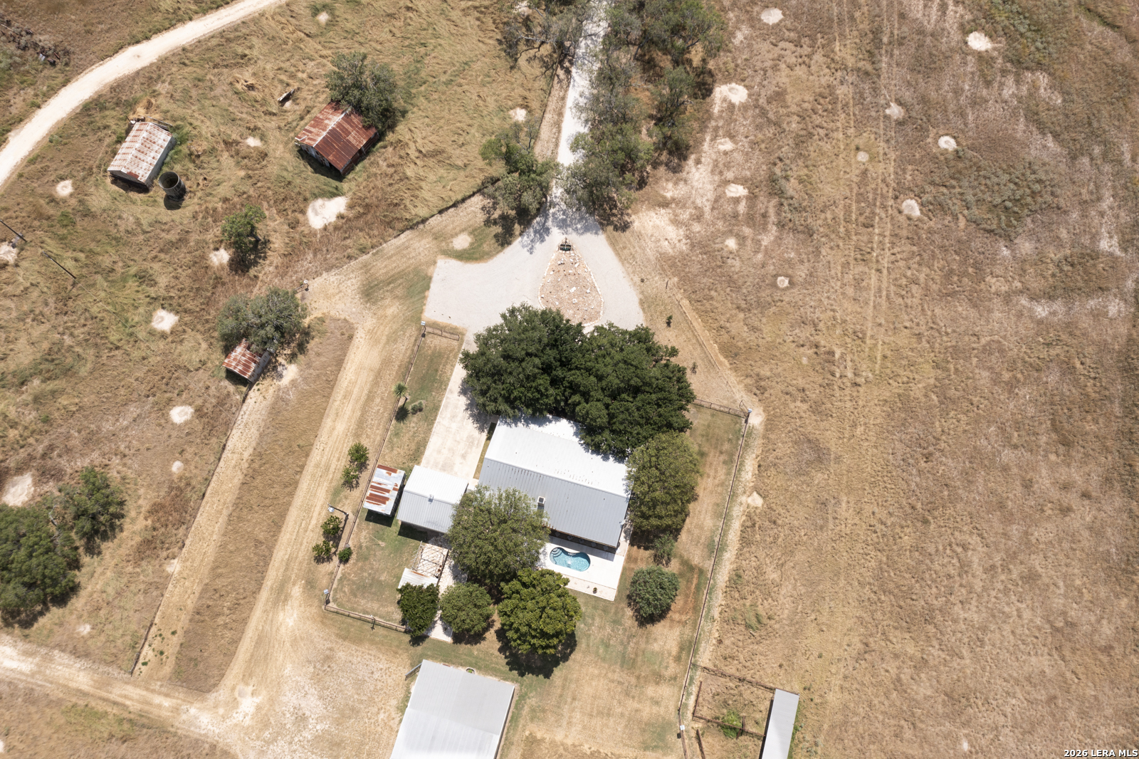 809 County Road 213 Mccoy TX 78113