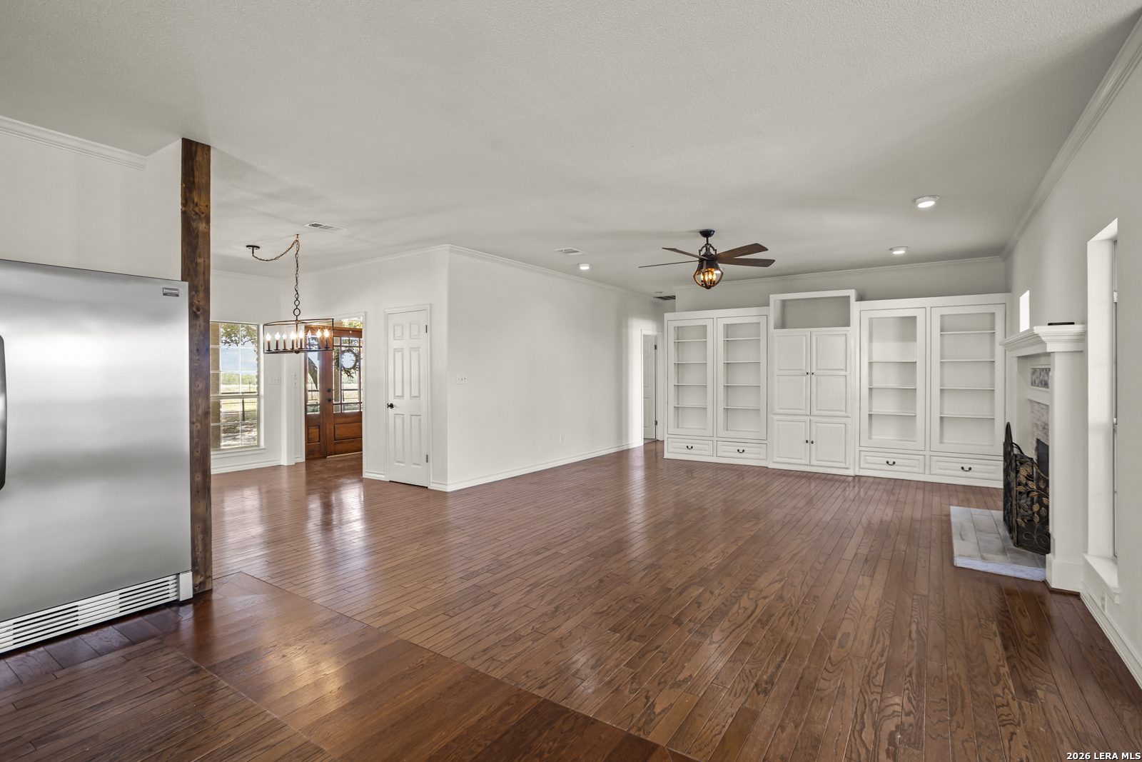 809 County Road 213 Mccoy TX 78113