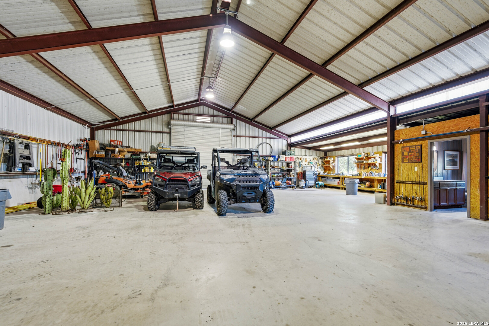 106 County Road 253 Poth TX 78147