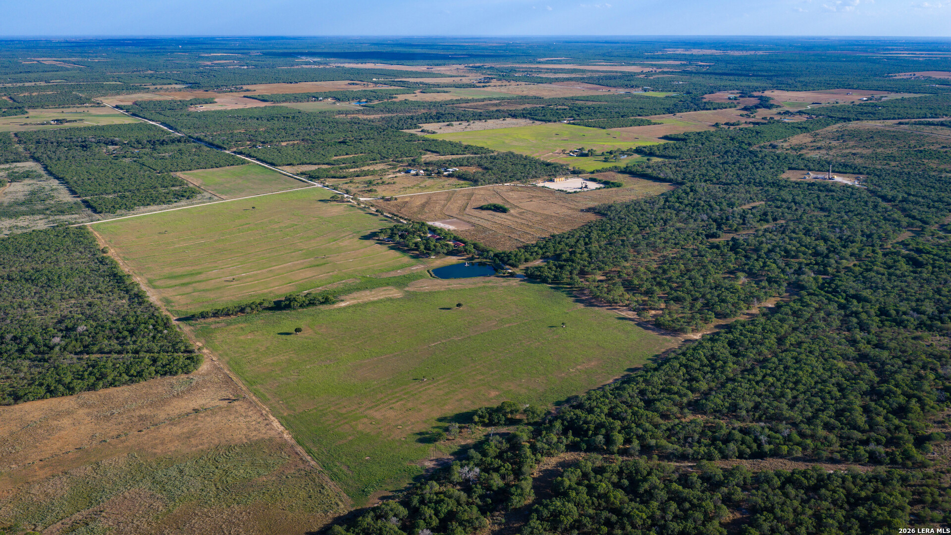 106 County Road 253 Poth TX 78147