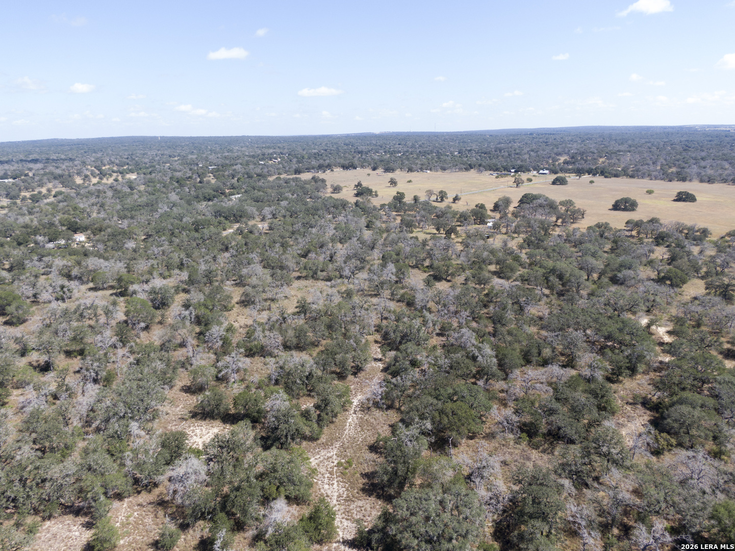 2404 County Road 320 Floresville TX 78114