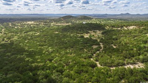 992 Bunk Road Utopia TX 78884