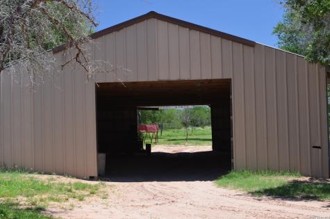 1140 County Road 765 Moore TX 78057