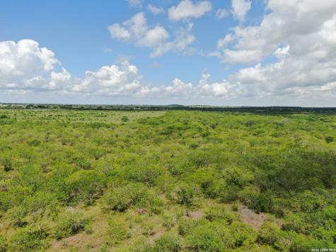 Tbd Cr 208 Hobson TX 78117