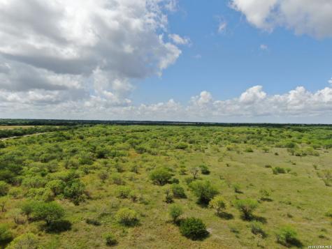Tbd Cr 208 Hobson TX 78117