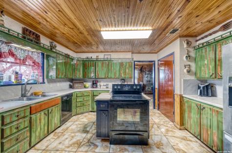 969 Walter White Ranch Road Leakey TX 78873