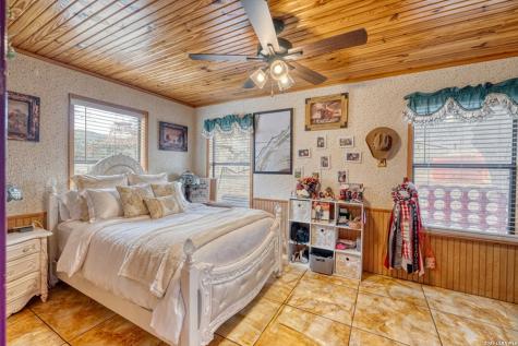 969 Walter White Ranch Road Leakey TX 78873