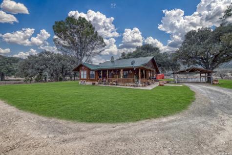 969 Walter White Ranch Road Leakey TX 78873
