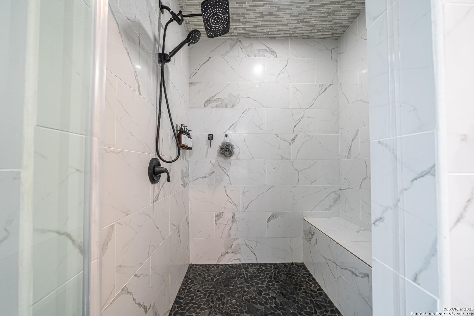 247 Betty Bandera TX 78003