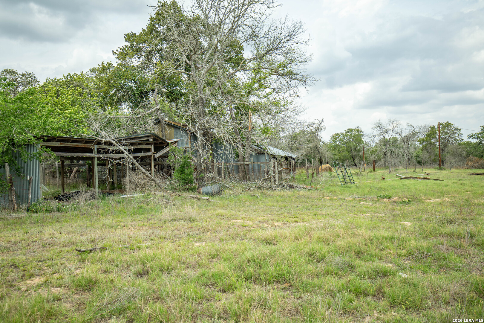 132 Roemer Lane W Floresville TX 78114
