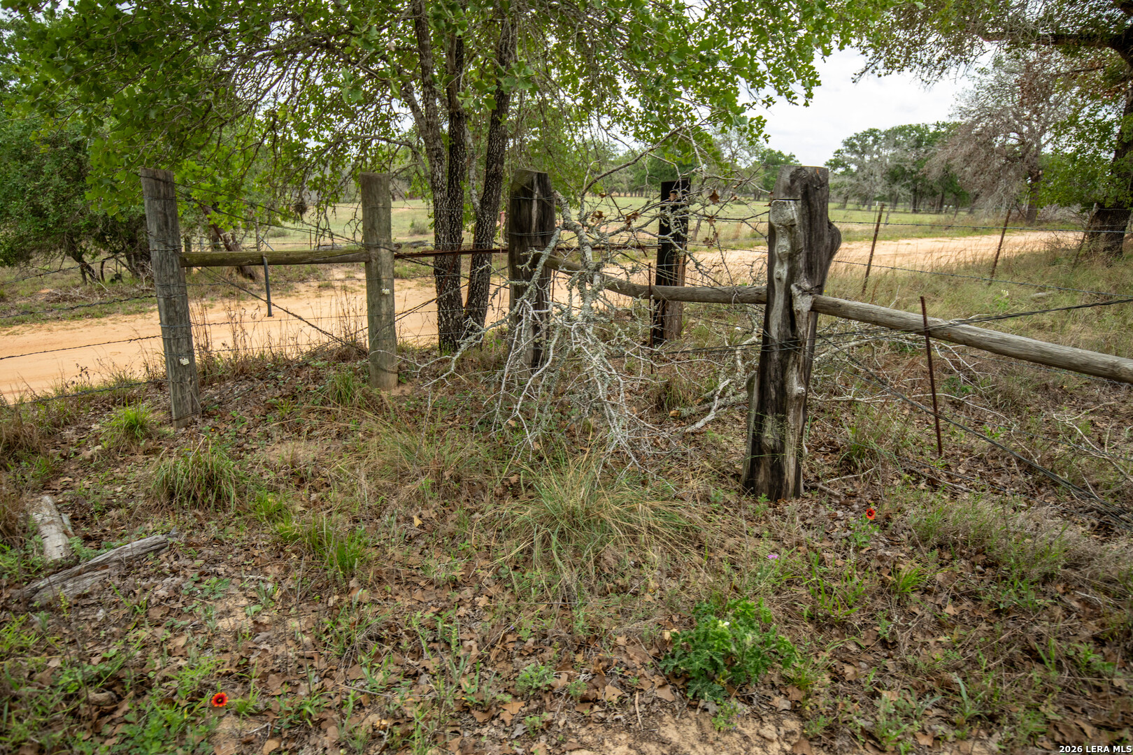 132 Roemer Lane W Floresville TX 78114