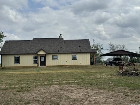 4776 Fm 20 Seguin TX 78155