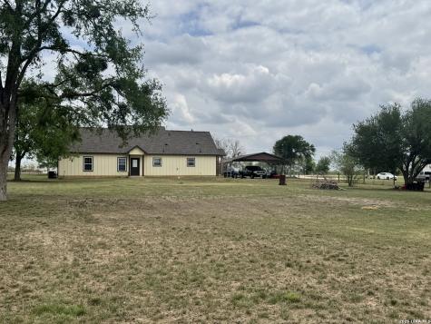 4776 Fm 20 Seguin TX 78155