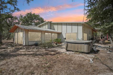 3001 Curry Seguin TX 78155