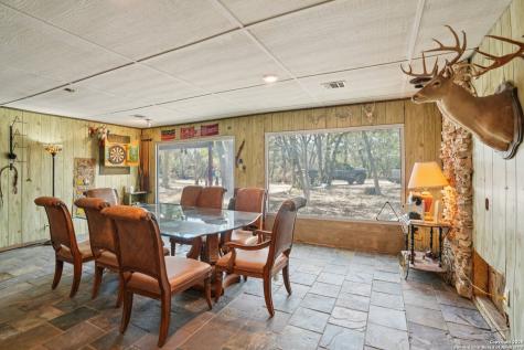 3001 Curry Seguin TX 78155